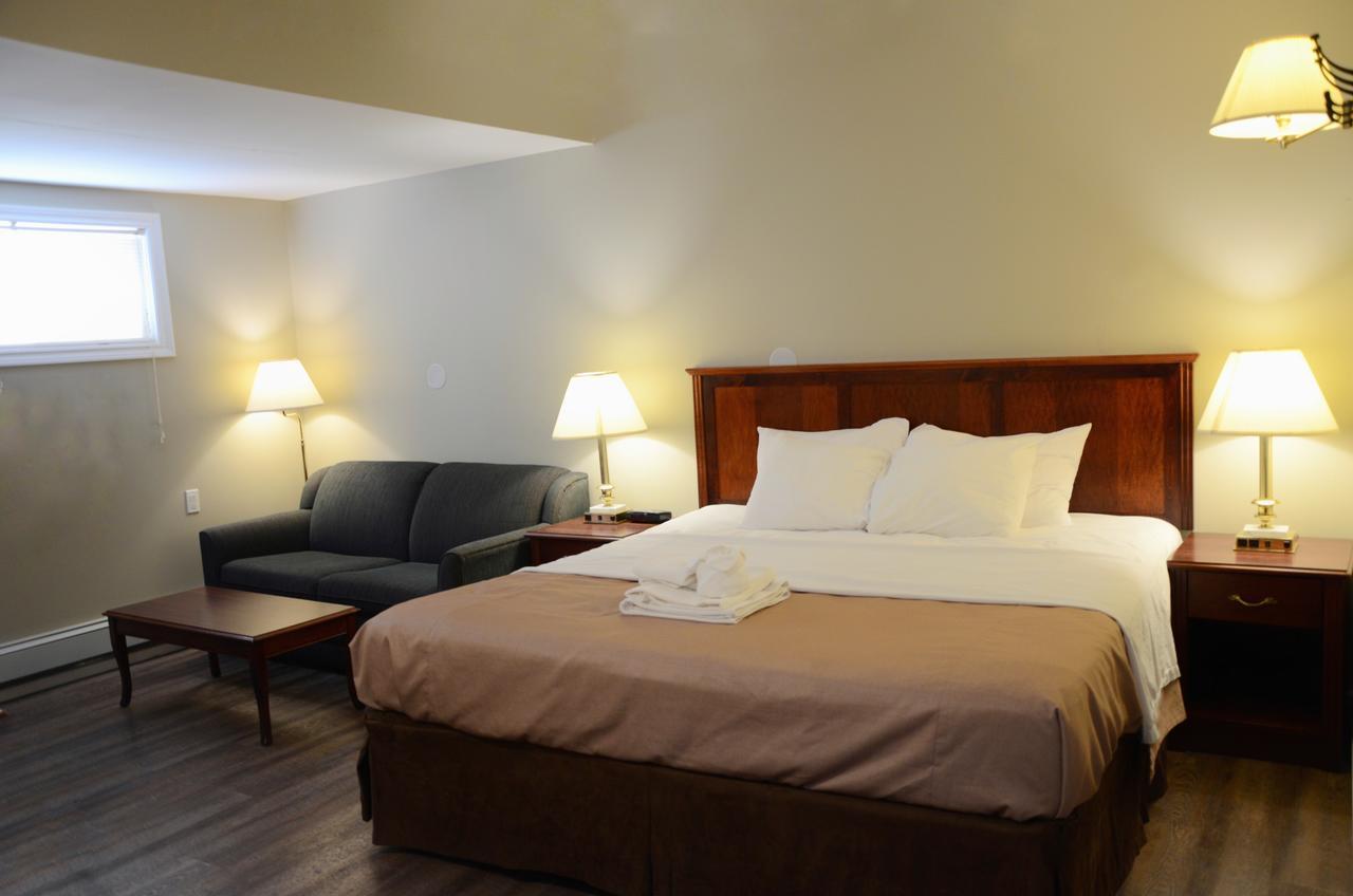 The Highlander Inn ไนแอการาฟอลส์ ภายนอก รูปภาพ